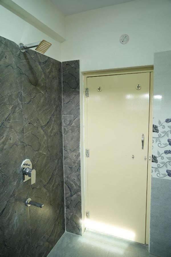 5 Star Grand- Premium Hotel Shamshabad Exterior photo
