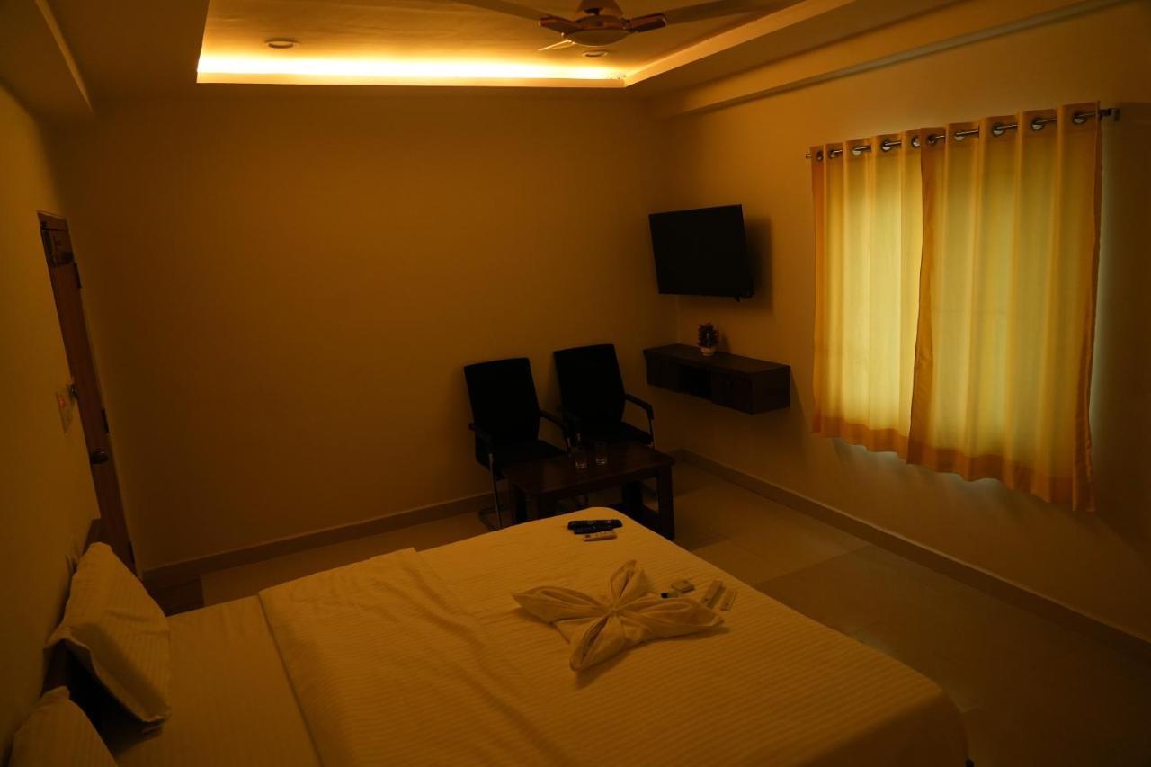 5 Star Grand- Premium Hotel Shamshabad Exterior photo